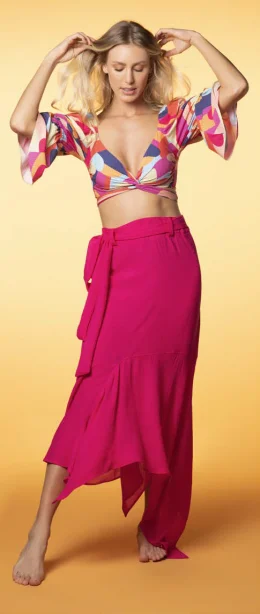 Saia com Pontas e Faixa