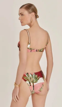 SUTIA MEIA TACA GIGI DETALHE AROEIRA