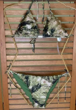 BUSTO ANA CLAUDIA CORTININHA RIPPLE