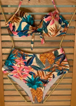 BUSTO ANA CLAUDIA TRANSPASSE