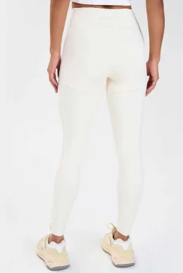 LEGGING ATTACK PLUS RECORTES TEXTURA