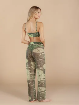 Saida Lua Morena Calca Tule