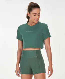 T-SHIRT CROPPED FRASE VERDE URBANO