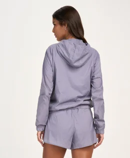 JAQUETA ETERNA CORTA VENTO COM CAPUZ CINZA SUAVE