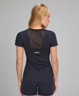 T-SHIRT COM TULE E REFLETIVOS CORES